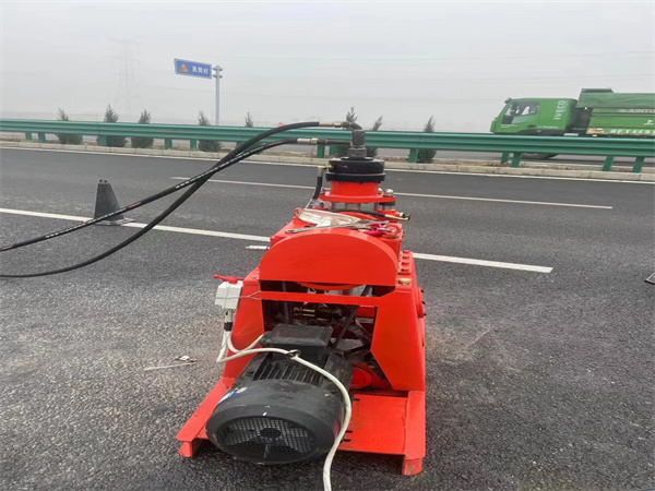 南丰镇高速公路路基下沉加固注浆灌浆